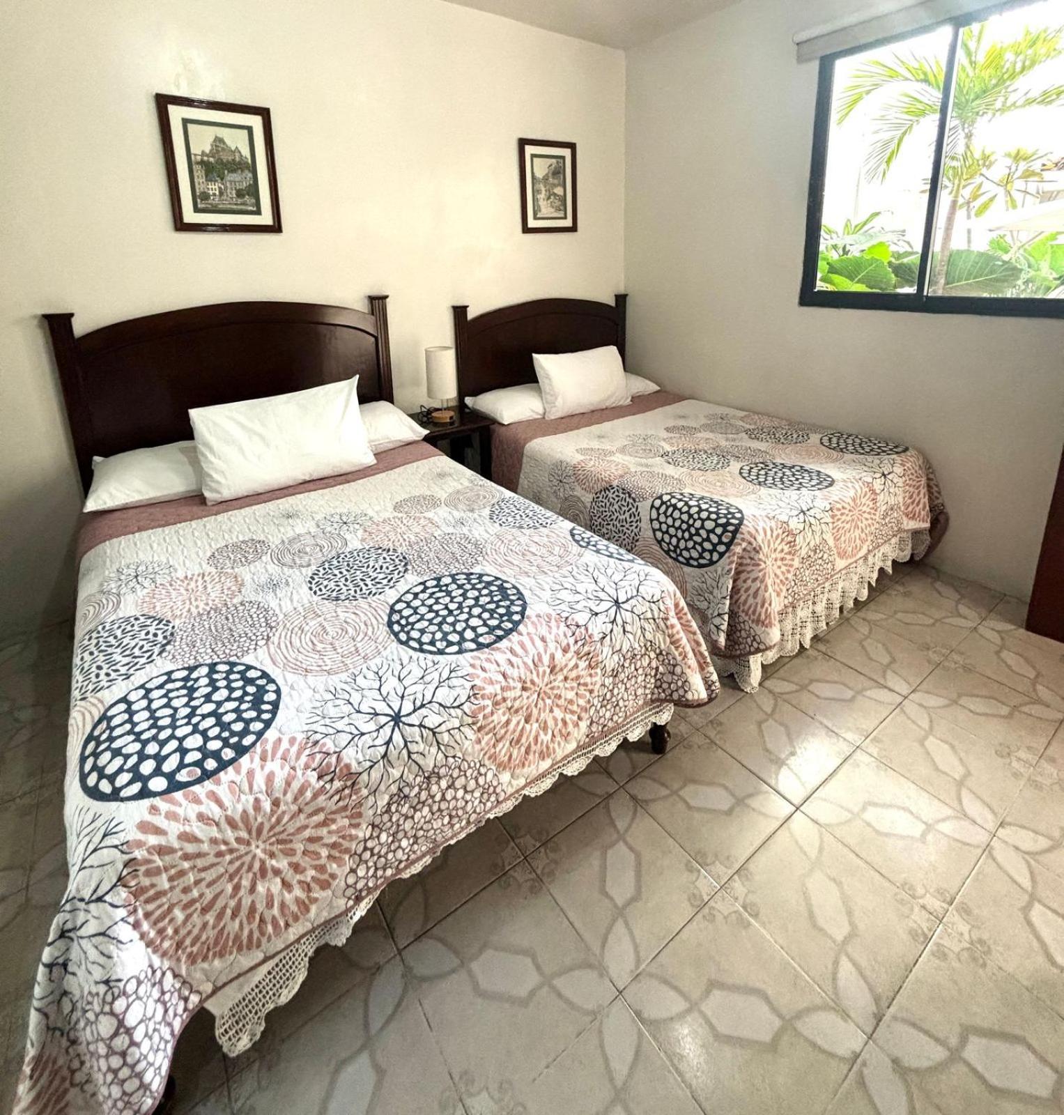 Hotel Casa Blanca Тлакотаплан Екстериор снимка