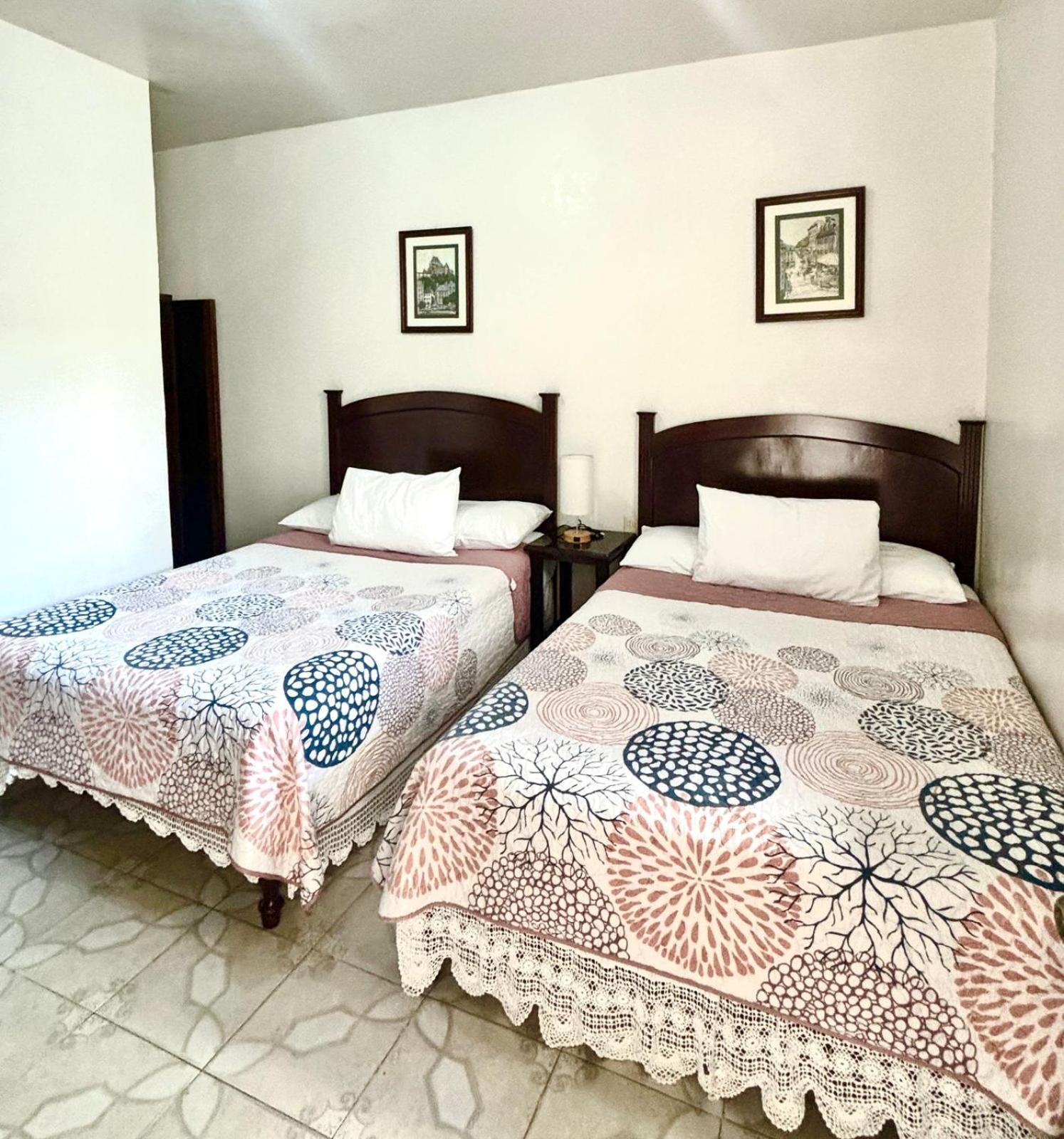 Hotel Casa Blanca Тлакотаплан Екстериор снимка