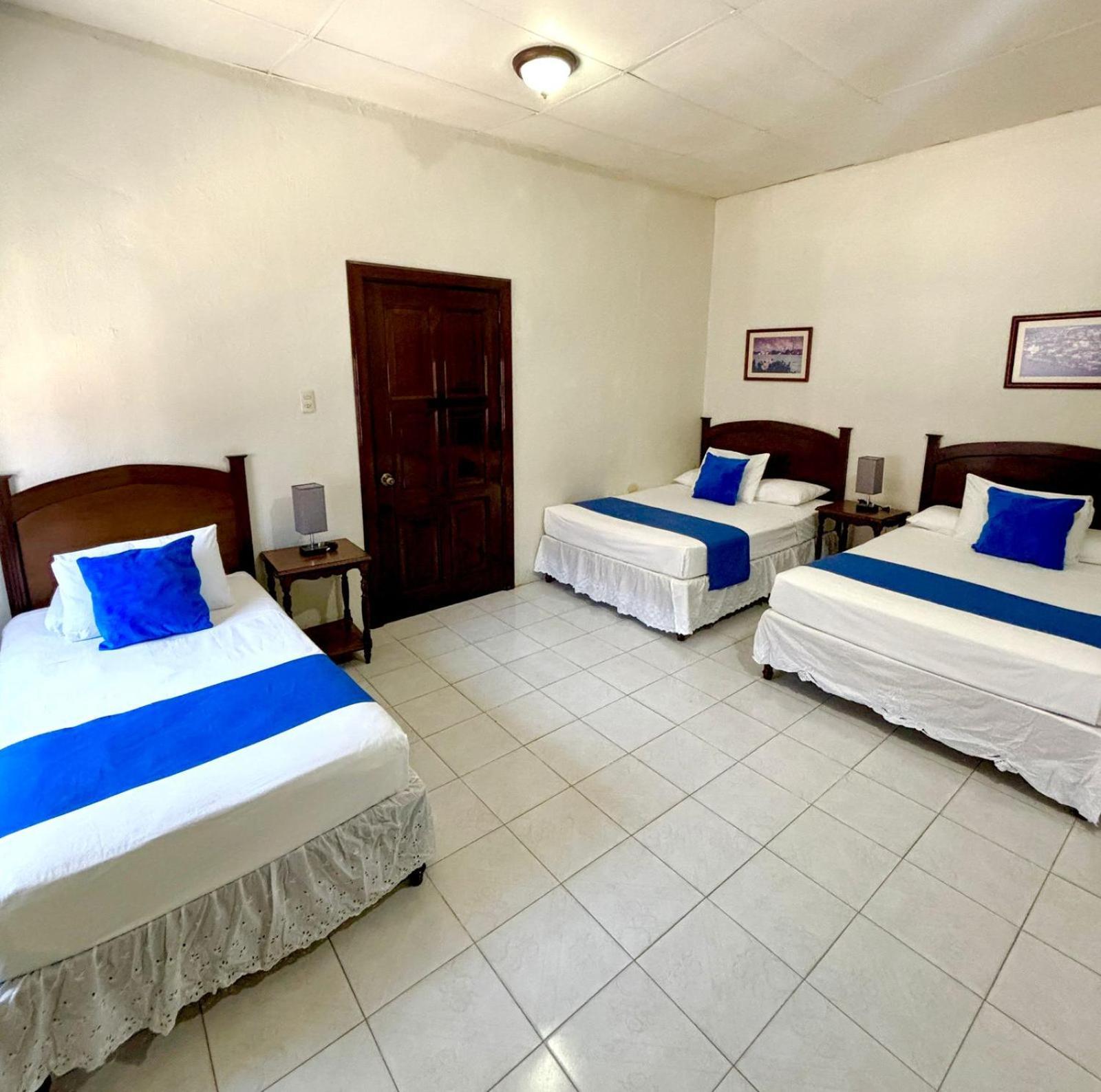 Hotel Casa Blanca Тлакотаплан Екстериор снимка
