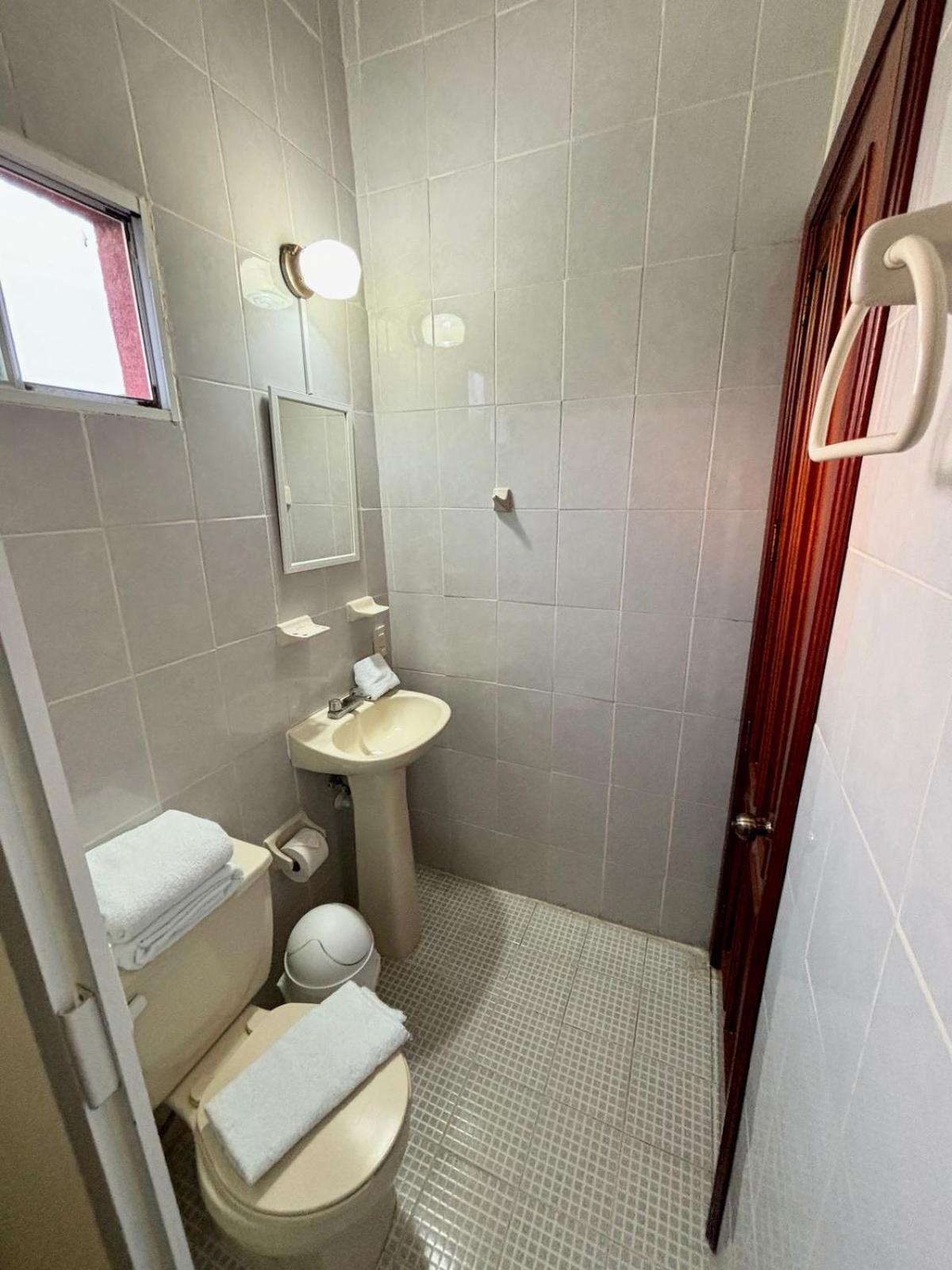 Hotel Casa Blanca Тлакотаплан Екстериор снимка