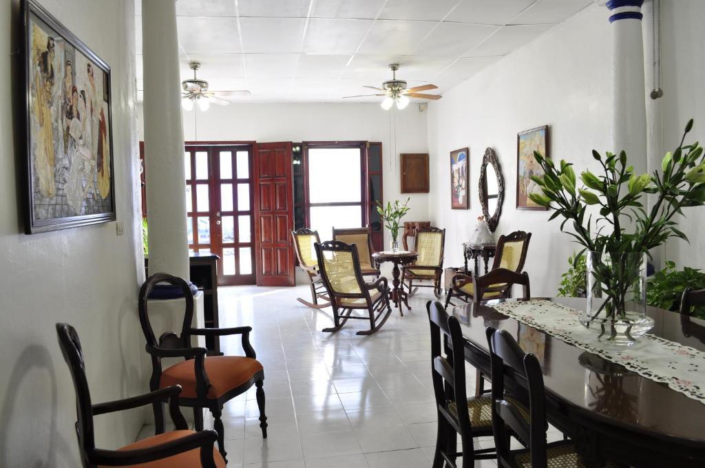 Hotel Casa Blanca Тлакотаплан Екстериор снимка