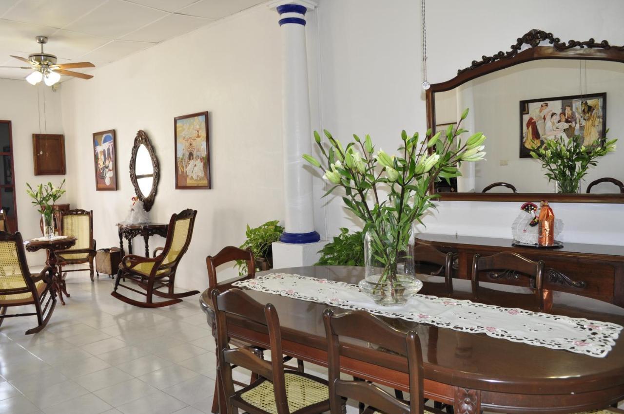 Hotel Casa Blanca Тлакотаплан Екстериор снимка