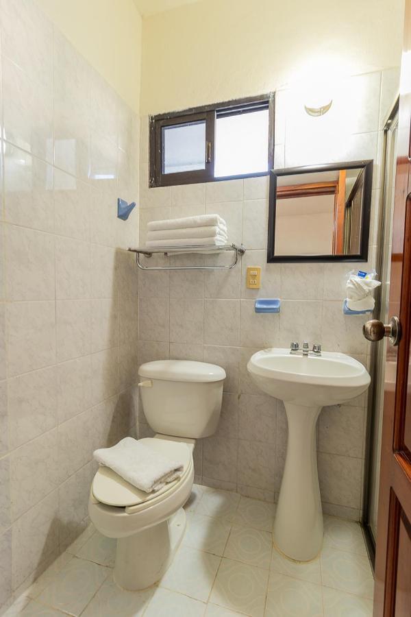 Hotel Casa Blanca Тлакотаплан Екстериор снимка